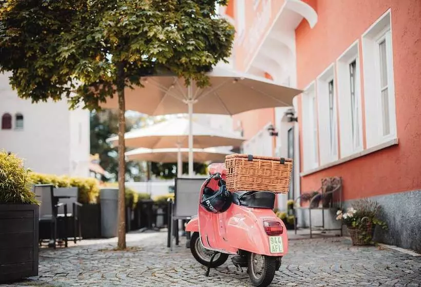 Schieners Hotel & Apfelhof Apartments