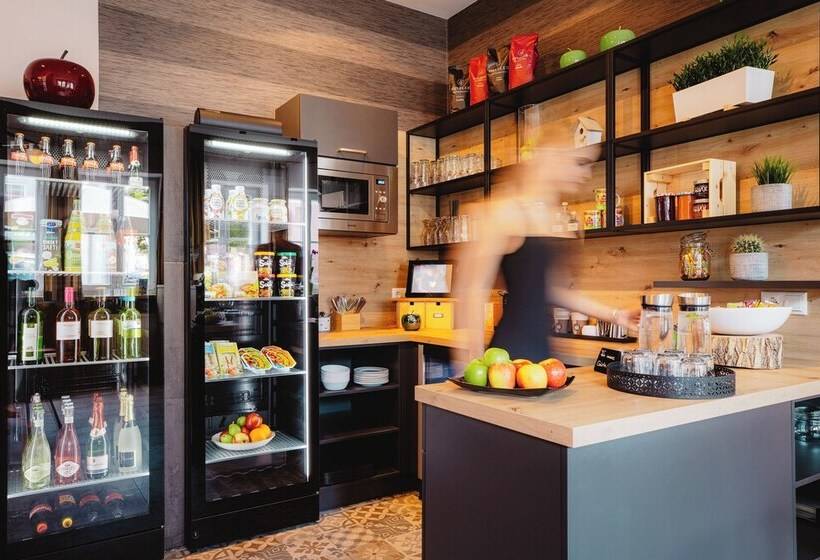 Schieners Hotel & Apfelhof Apartments