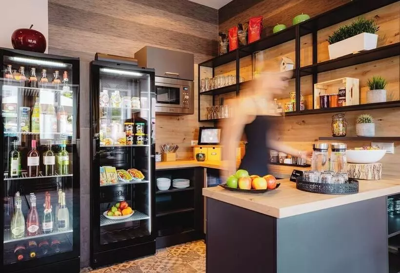 Schieners Hotel & Apfelhof Apartments