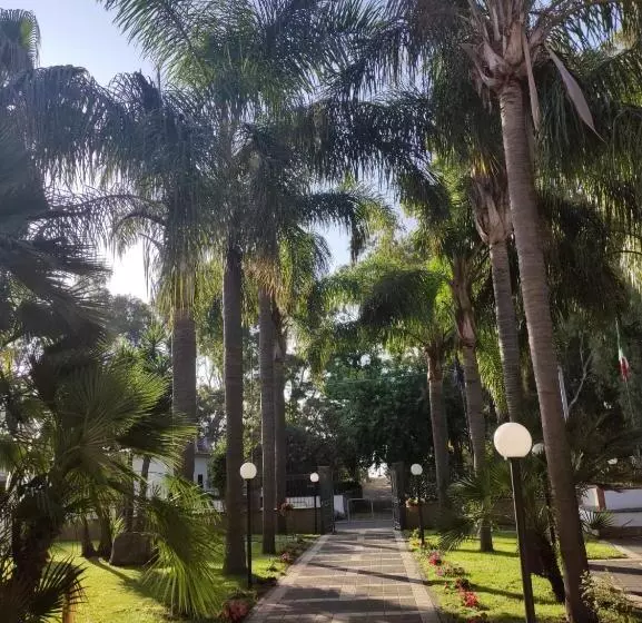 ホテル Oasi Park