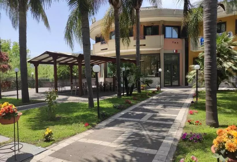ホテル Oasi Park