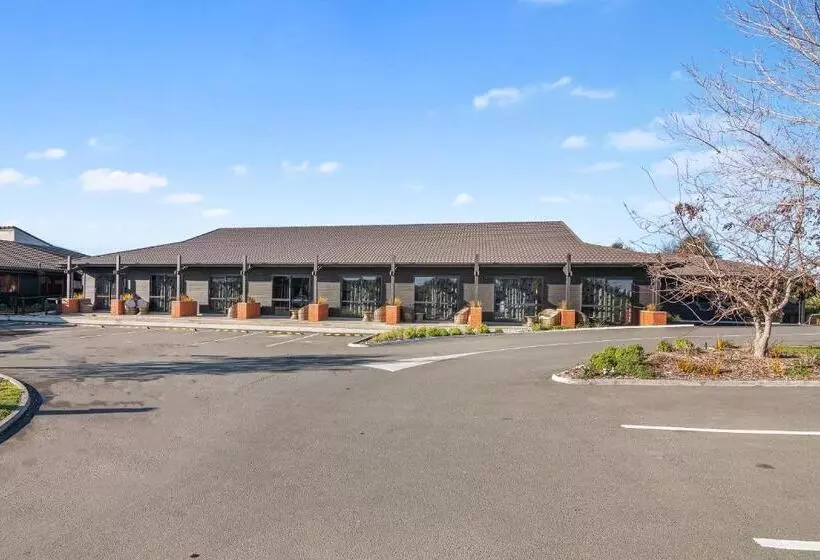 Riverside Hotel Marlborough