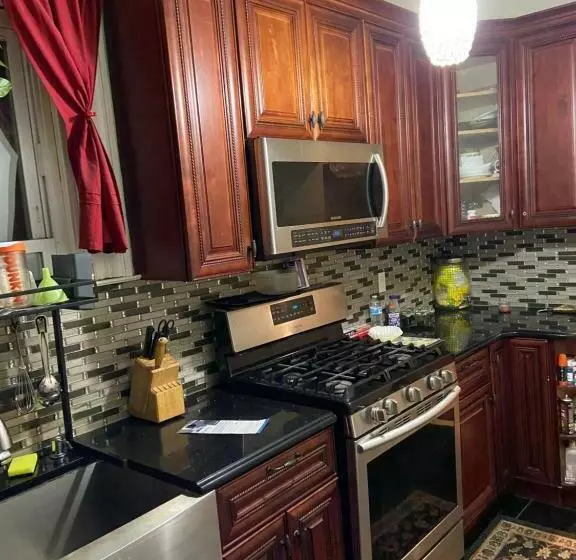 پانسیون A Lavish Room In Queens
