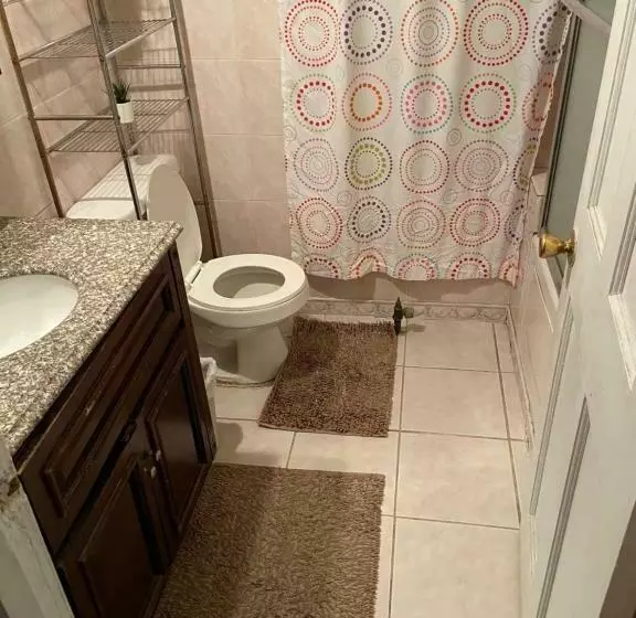 پانسیون A Lavish Room In Queens
