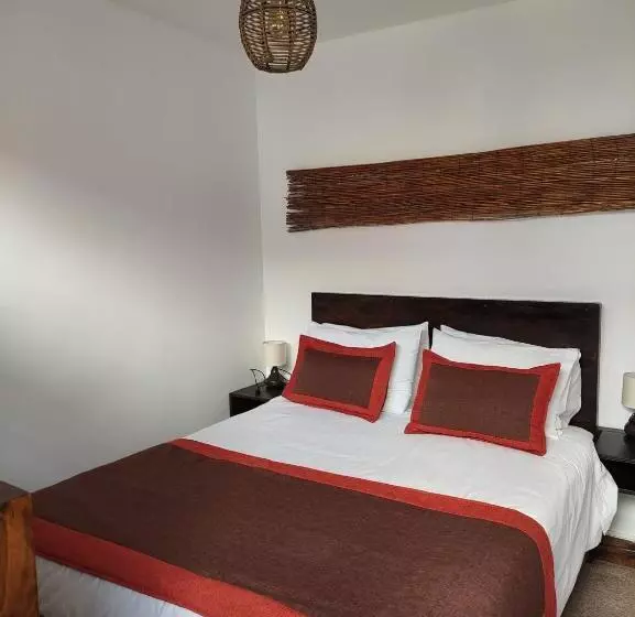 هاستل Hostal Geosol