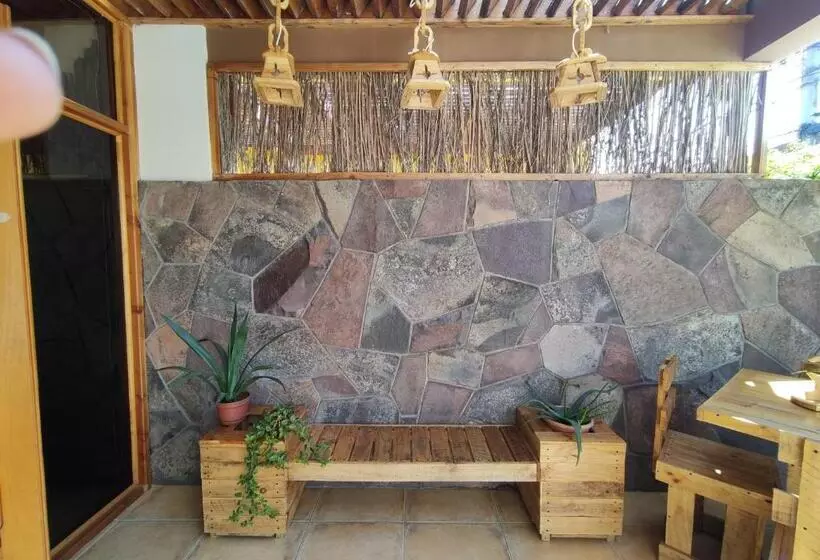 هاستل Hostal Geosol