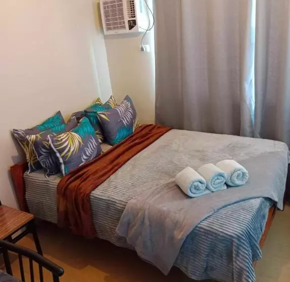 Avida Atria T2 C Short Walk Mall,esplanade,wifi,netflix,kitchen,pool