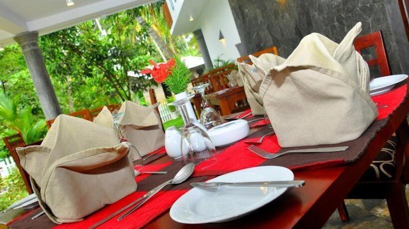 Bed and Breakfast Canal Villa