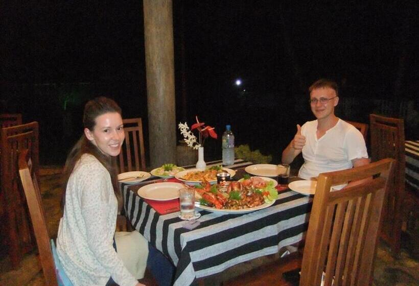 Bed and Breakfast Canal Villa