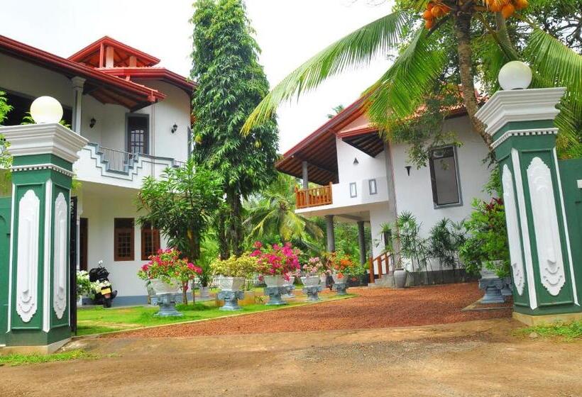 Bed and Breakfast Canal Villa