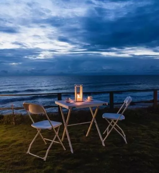 Hotelli The Marine Pride Beach Resort & Spa