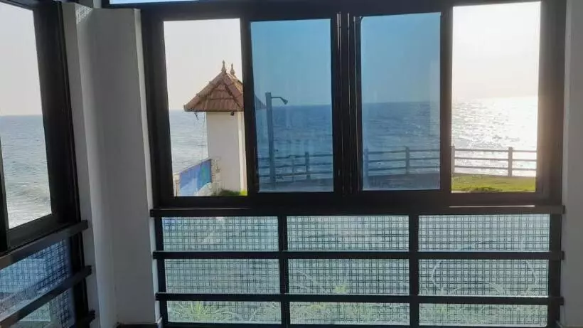 Hotelli The Marine Pride Beach Resort & Spa