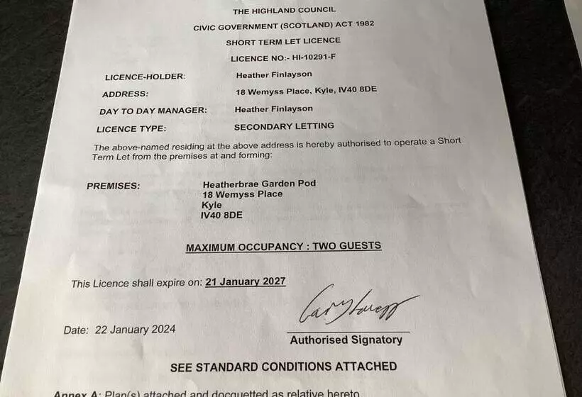 Majatalo Heatherbrae Cosy Wooden Pod