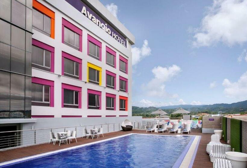 فندق Avangio Kota Kinabalu