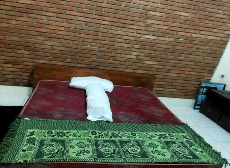 بنسيون Borobudur Kampung Homestay  Karsidi