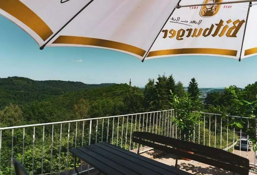تختخواب و صبحانه Zur Schönen Aussicht