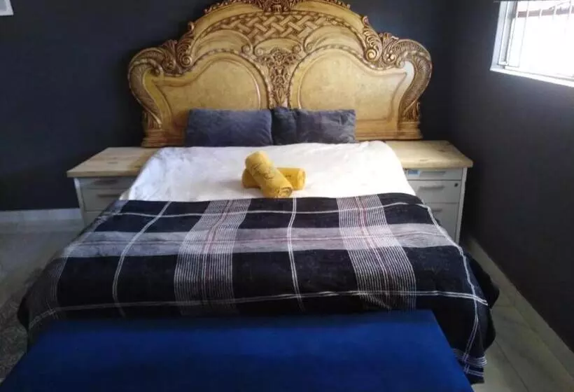 ホテル Beulah Group Bnb And Prayer Centre