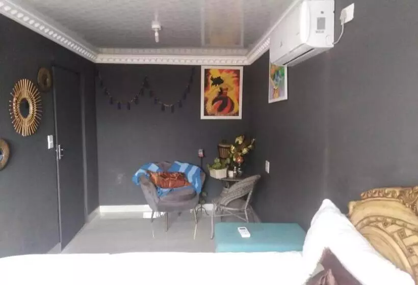 ホテル Beulah Group Bnb And Prayer Centre