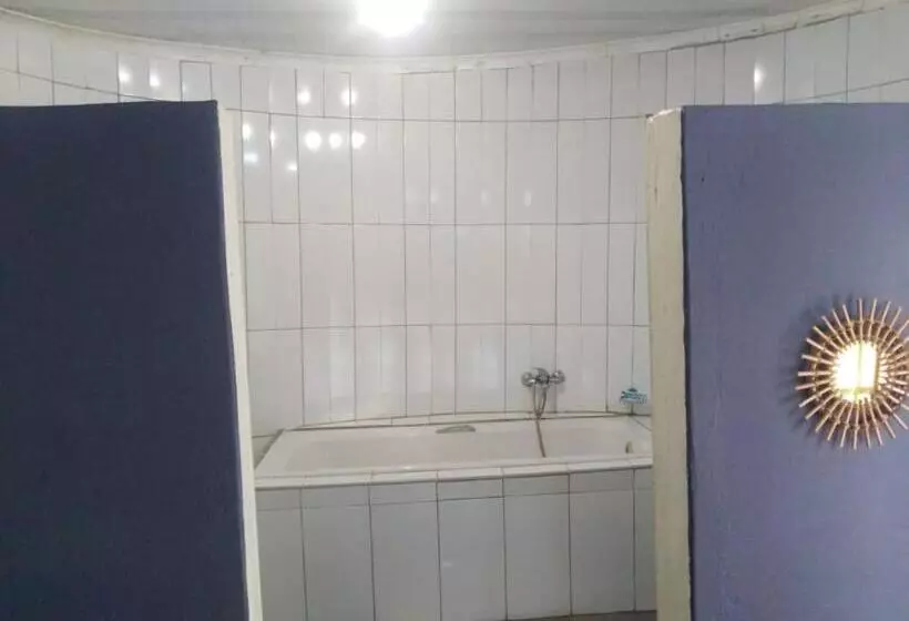 ホテル Beulah Group Bnb And Prayer Centre