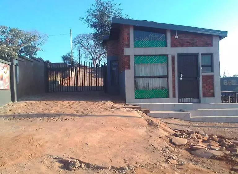 ホテル Beulah Group Bnb And Prayer Centre