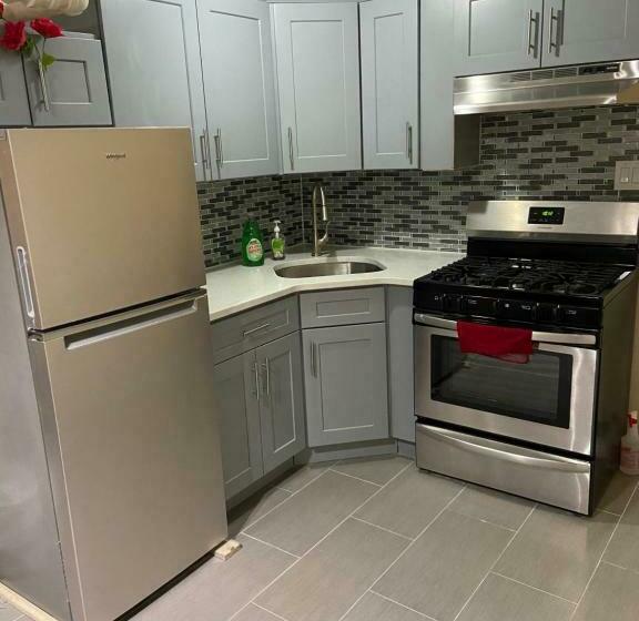 膳宿费 A Private Room In Queens