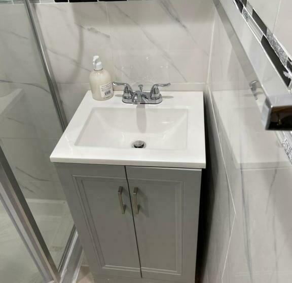 膳宿费 A Private Room In Queens