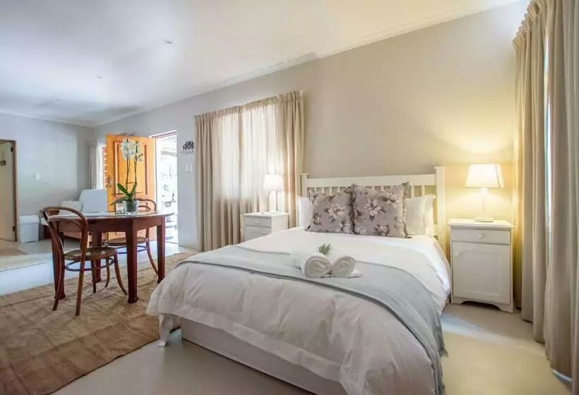 Majatalo Hoogwater Cottage