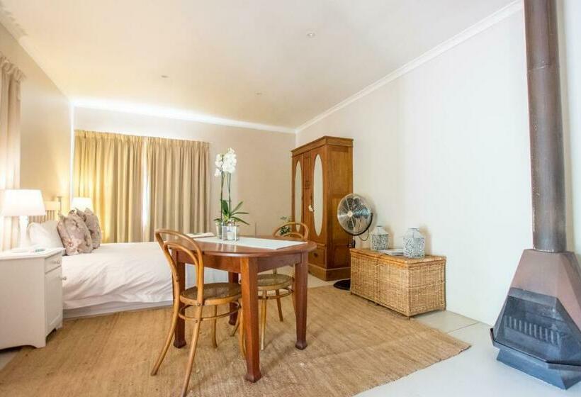 بنسيون Hoogwater Cottage