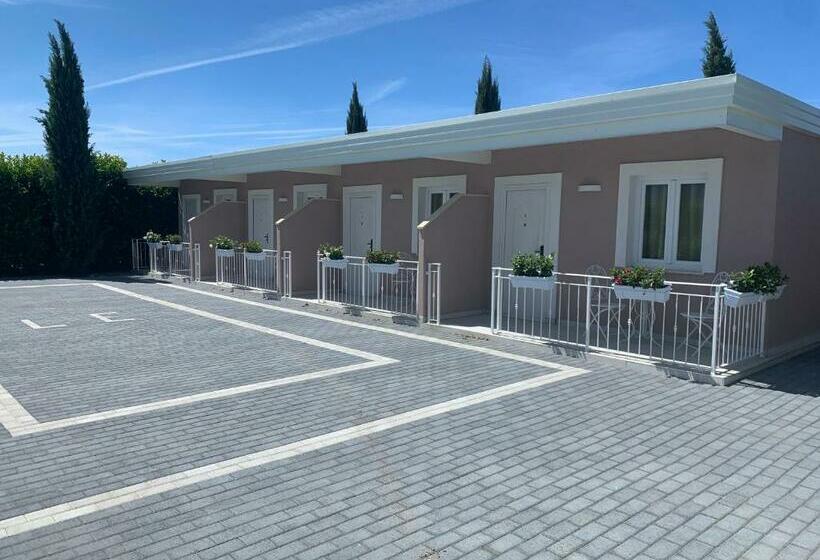 פנסיון Le Rooms