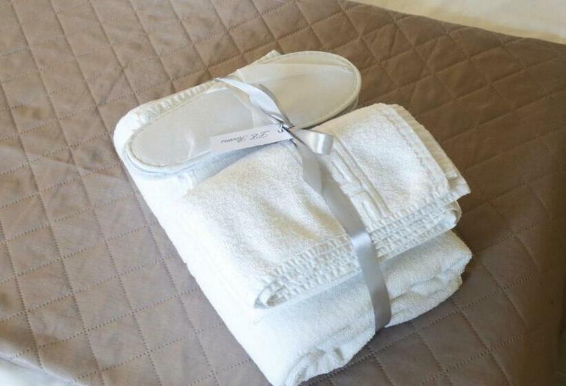 פנסיון Le Rooms