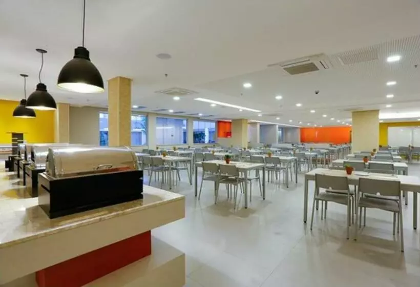 Apto Em Resort A 500m Do Thermas Dos Laranjais