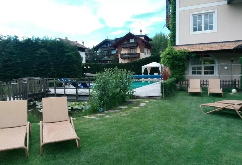 Alpen Hotel Eghel