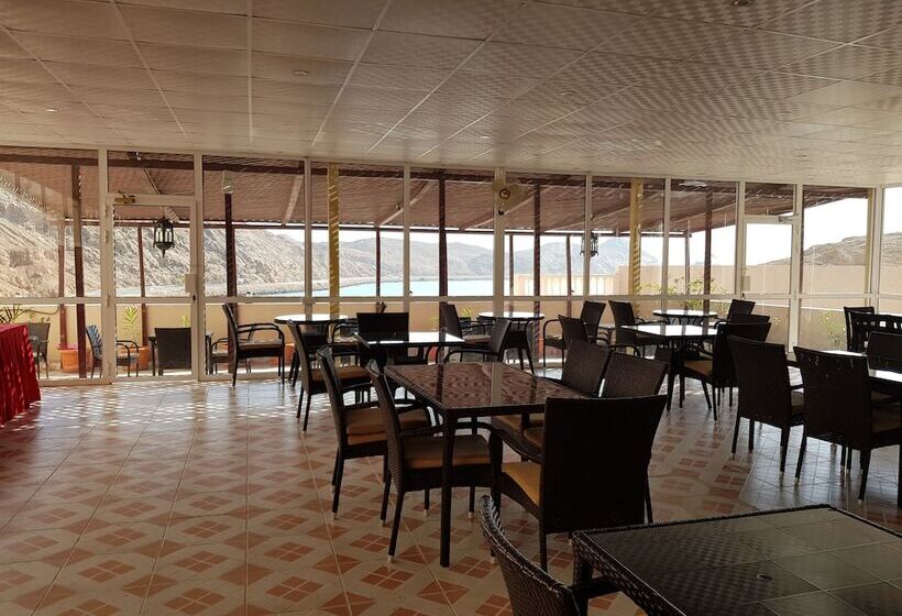 هتل Al Ayjah Plaza