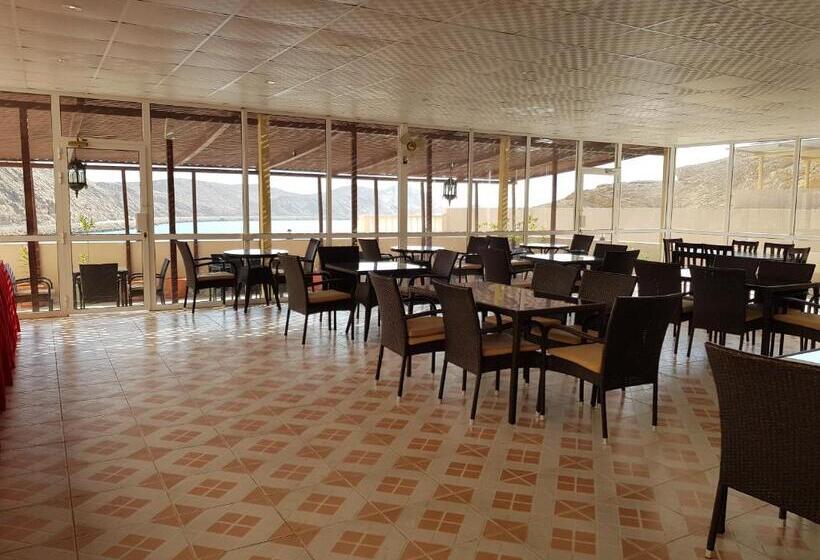 هتل Al Ayjah Plaza