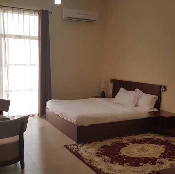 هتل Al Ayjah Plaza