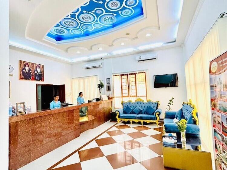 هتل Al Ayjah Plaza