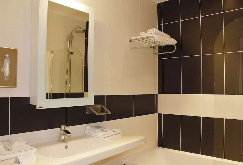 هتل Domaine Du Calidianus