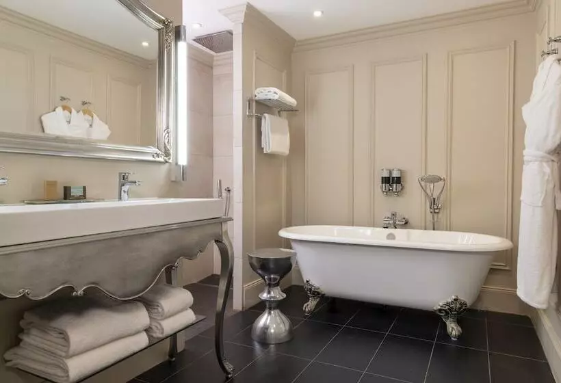 هتل Ermitage Montsaintmichel