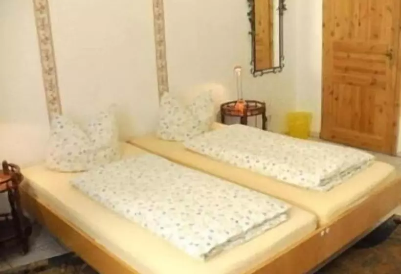 هتل Hostel Heinzelmännchen