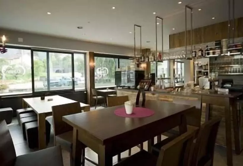 בית מלון כפרי Hôtel Oasis