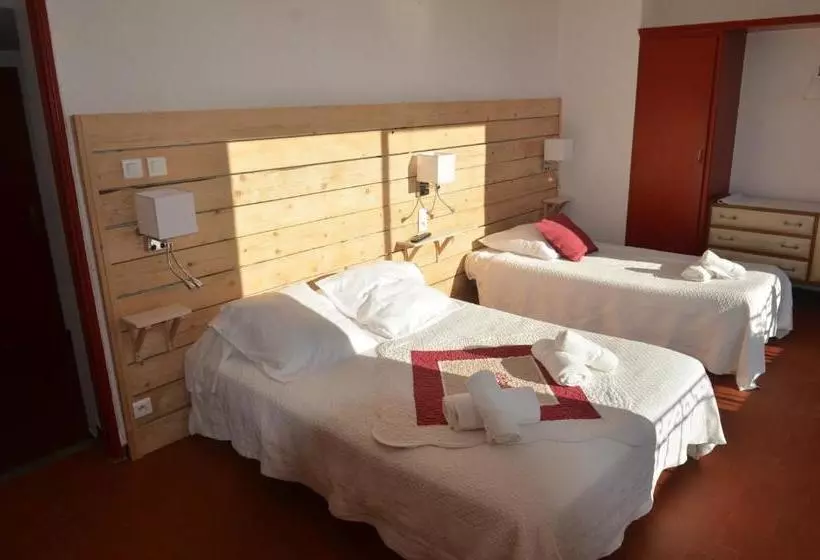 Отель Hôtel Restaurant Le César