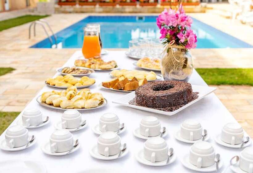 Отель Itapetinga