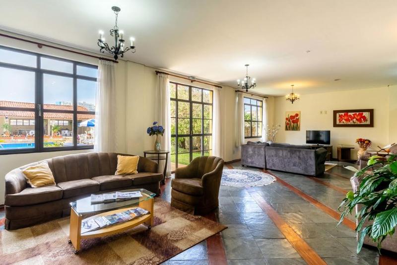 Отель Itapetinga