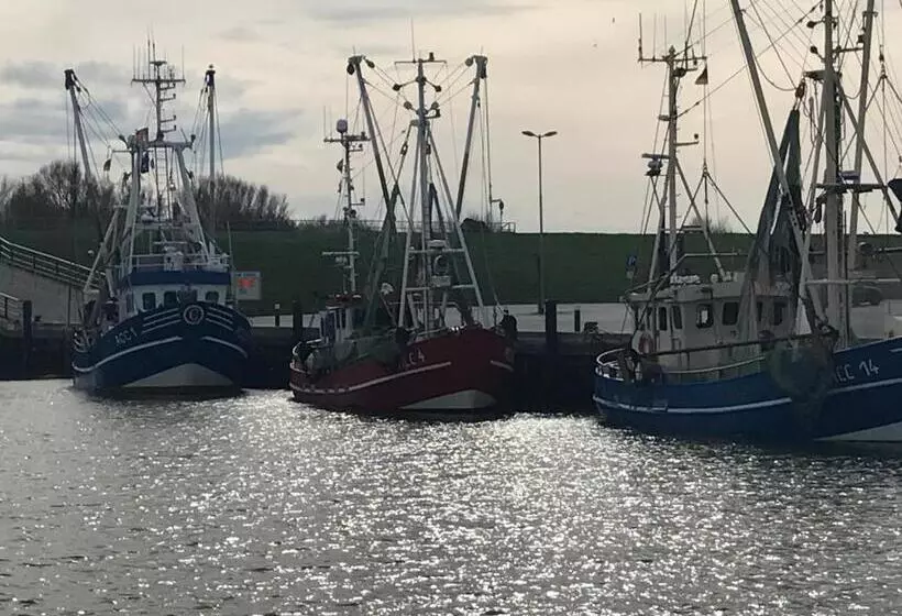 Отель Leezdorfer Hof