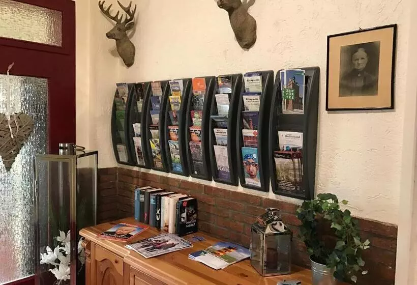 Отель Leezdorfer Hof