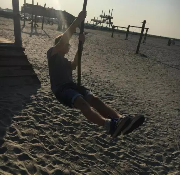 Отель Leezdorfer Hof