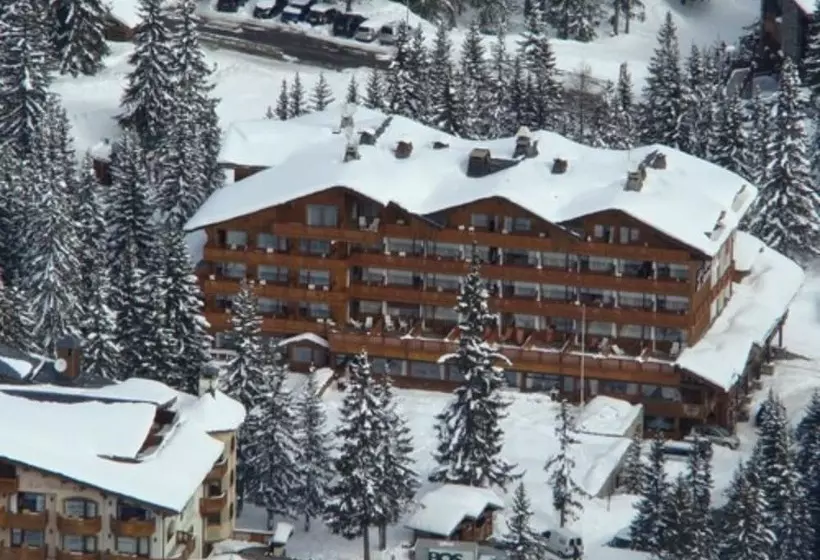 Отель Les Ducs De Savoie