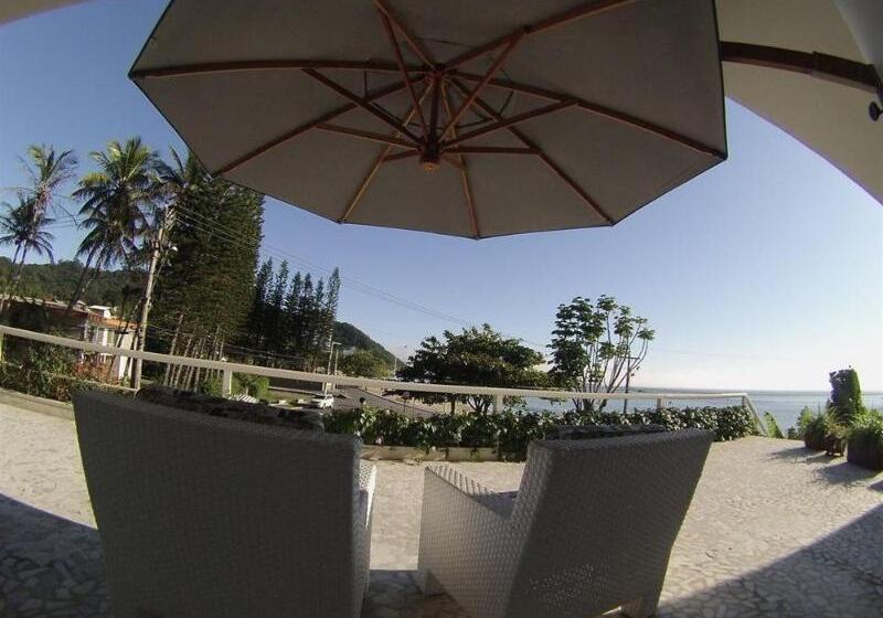 ホテル Marambaia Cabeçudas   Frente Mar