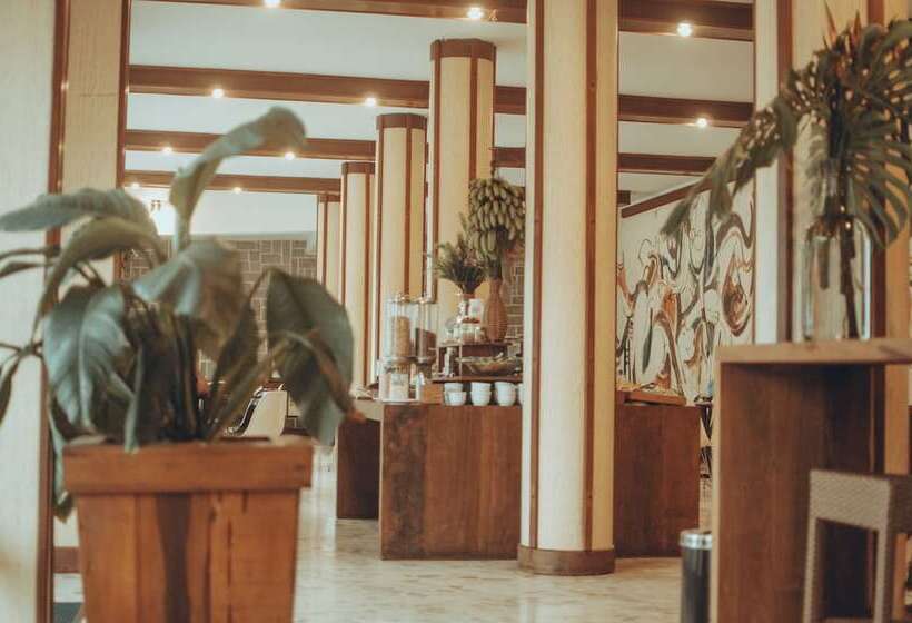 ホテル Marambaia Cabeçudas   Frente Mar