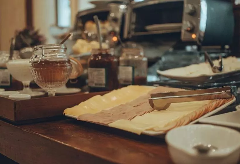 فندق Marambaia Cabeçudas   Frente Mar